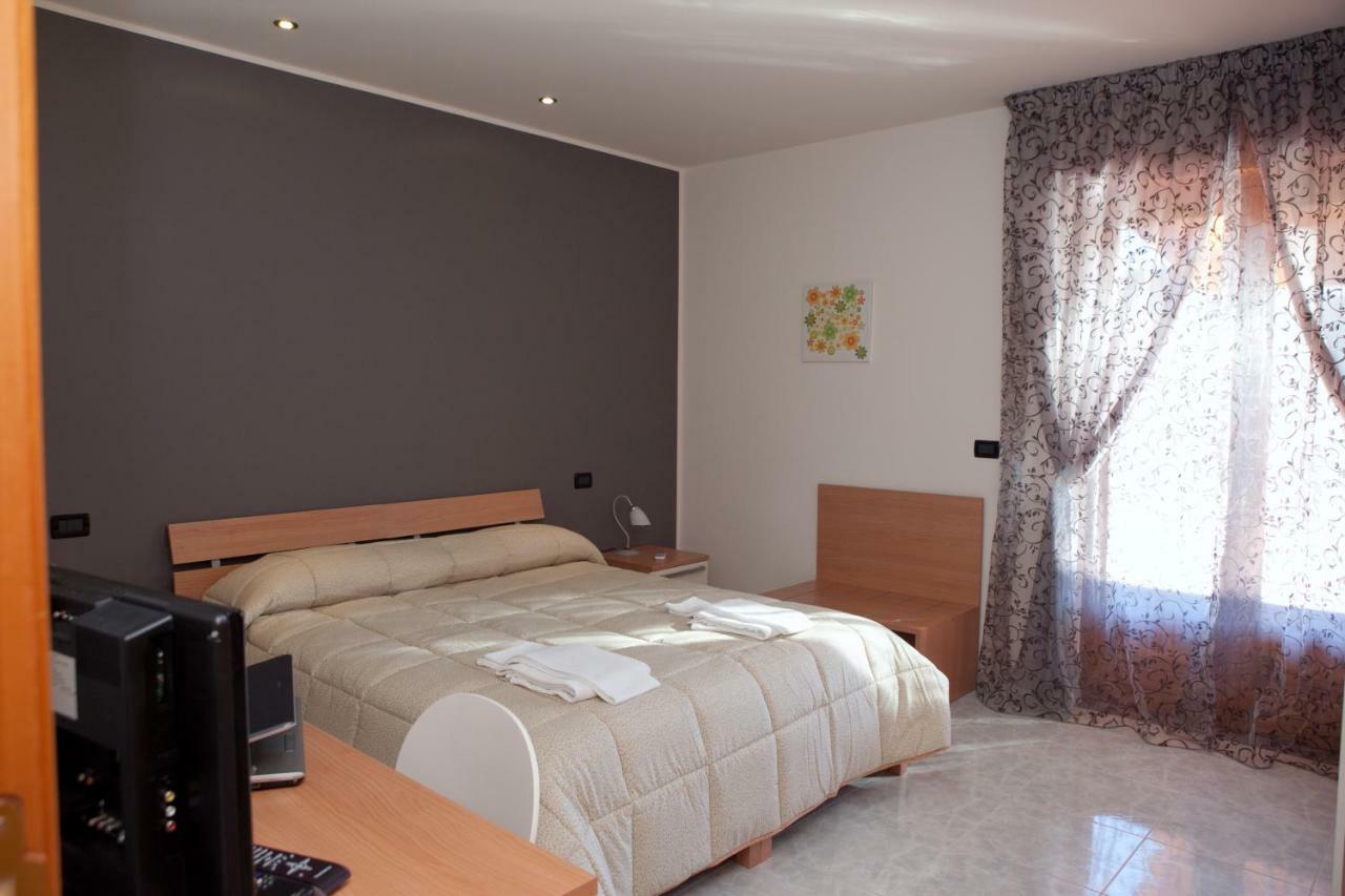 لينغواغلوسا Mauro Home Bed And Relax المظهر الخارجي الصورة